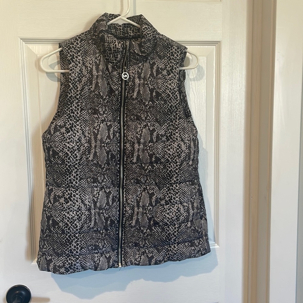 Snake skin patterned puffer vest